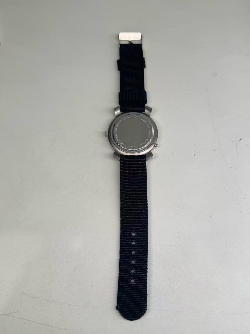 Vintage Swiss Army Quartz Field Men Watch 39.6mm White Dial New Battery Runs - Picture 10 of 10